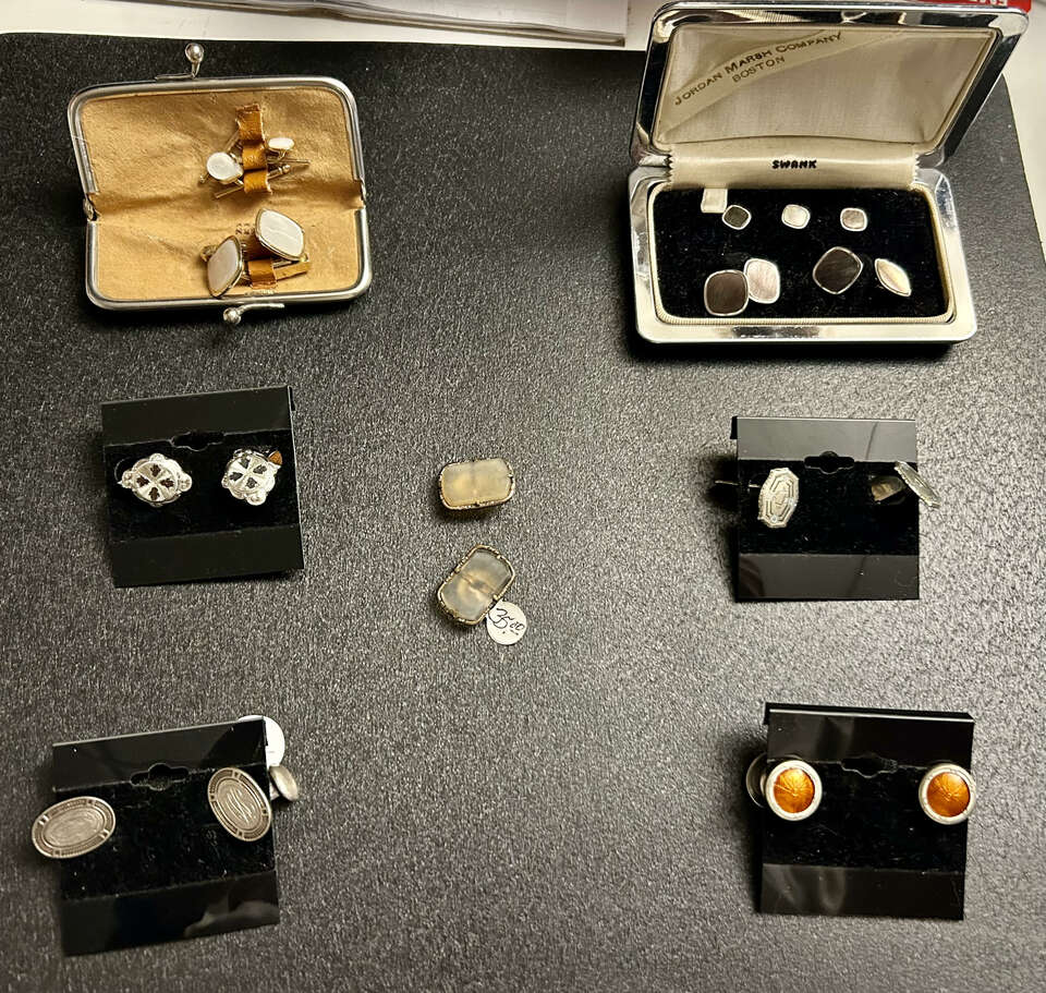 COLLECTORS AND DEALERS!! Vintage cuff links (and some tie pins)