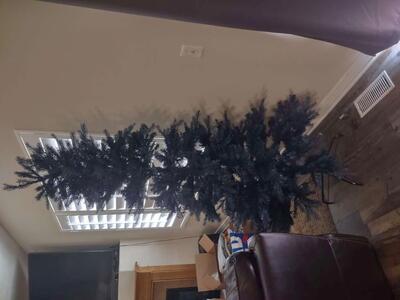 Christmas tree with lights 7 ft