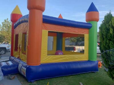 BOUNCE HOUSE FOR RENT