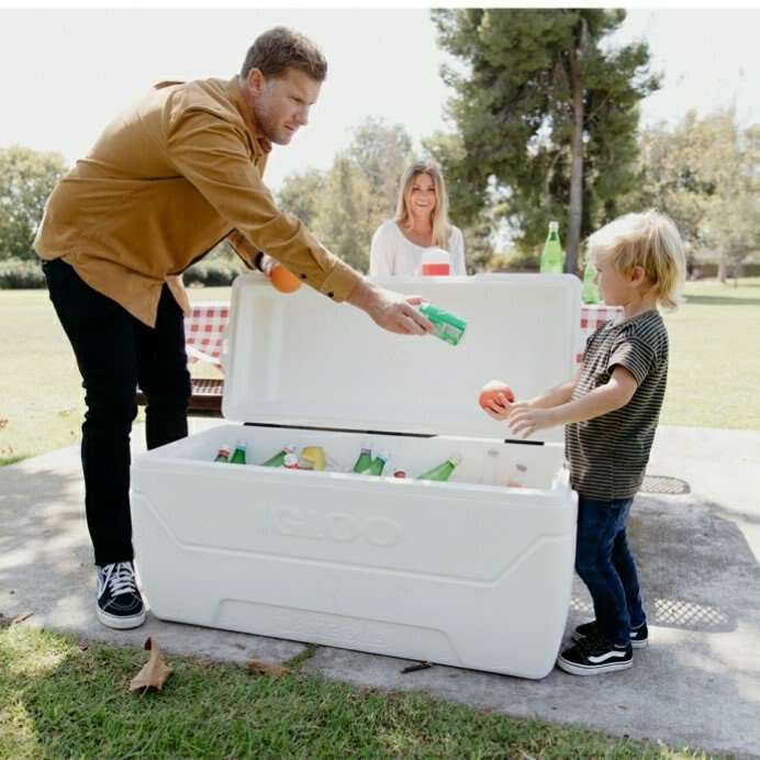 150qt COOLER FOR RENT