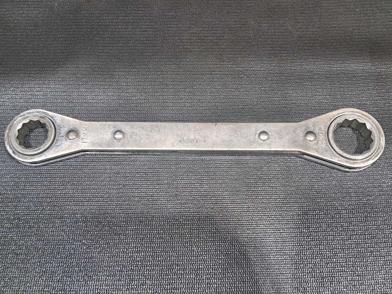 Mac Tools 17/21mm ratcheting wrench