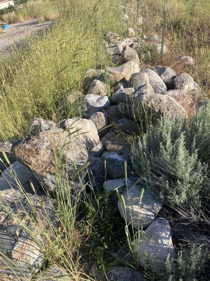 Landscaping Rocks For Building Rock Walls & Ponds