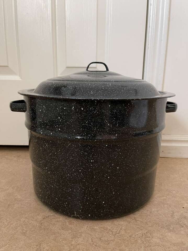 Graniteware Canning Pot With Rack