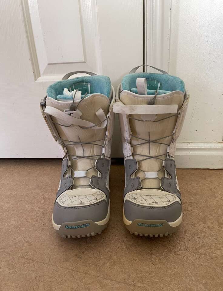 Salomon Snowboard Boots 9.5-10