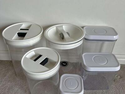 Nice Tight Storage Containers