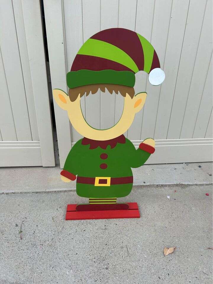 3 ft tall Elf photo Prop $20 cash/venmo in Draper