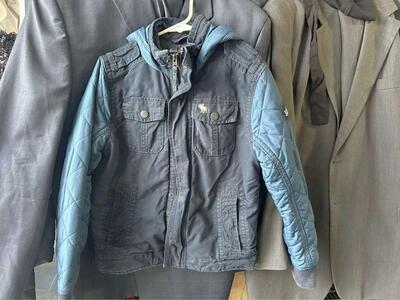 Abercrombie kids size 9/10 Navy blue jacket coat $15 cash/venmo in Draper