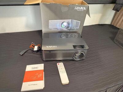 Like New Yaber Y21 Native 1080p HD Video Projector $80 cash/venmo in Draper