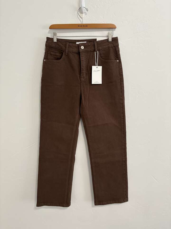 NWT Easy Clothes Chocolate Solan Jeans women's size 30 pants in Draper $20 cash/venmo