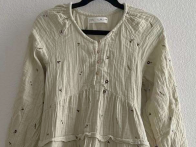 ZARA Girl’s size 11-12 Long sleeve cotton guaze embroidered pale green dress $15 cash/venmo
