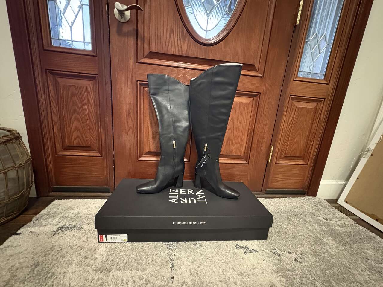 Brand new in box Naturalizer Lyric women's size 7 1/2 black leather wide calf boots $150 cash/venmo in Draper