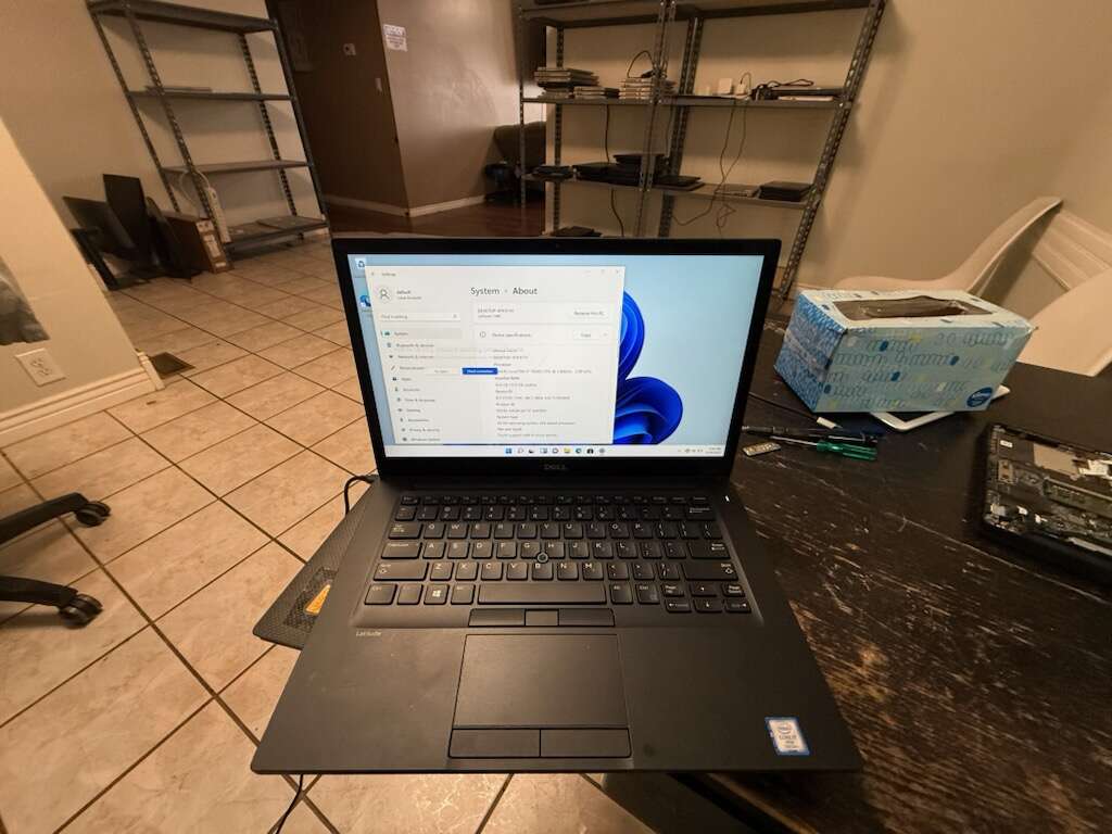 Insane deal on dell touch screen i7/16gb/256gb win11 with 120 day warranty