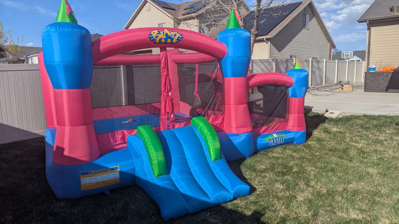 BlastZone SideKick Castle Bounce House - For Sale!