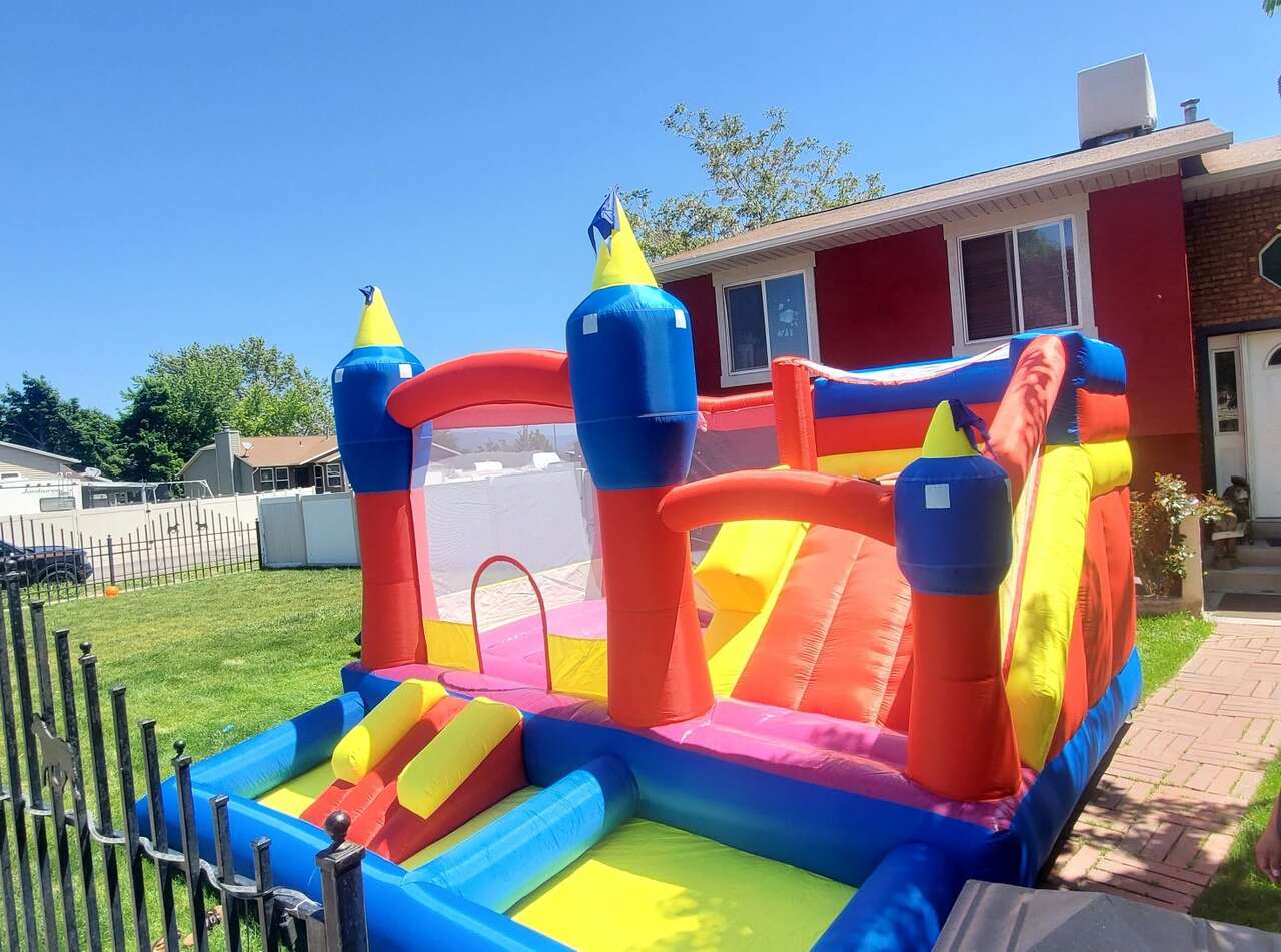 Castle bounce house