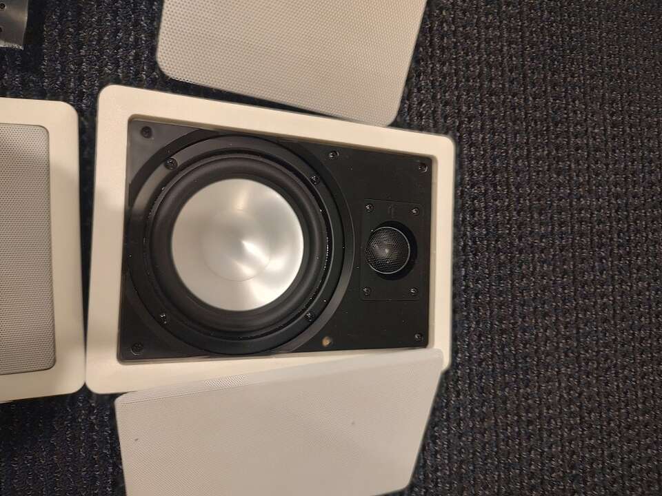 4 inwall speakers and polk sound bar