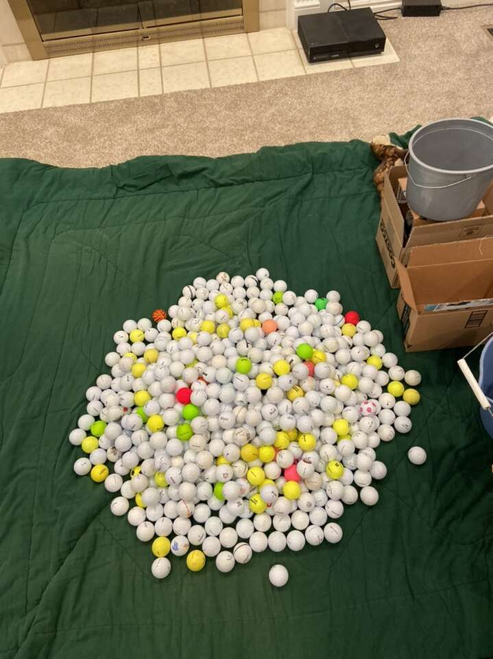 100 Golf Balls