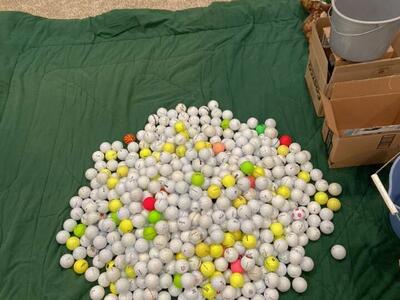 100 Golf Balls