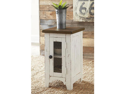 Wystfield Chairside End Table - Living Room Furniture Accent Piece - Action Home Furniture