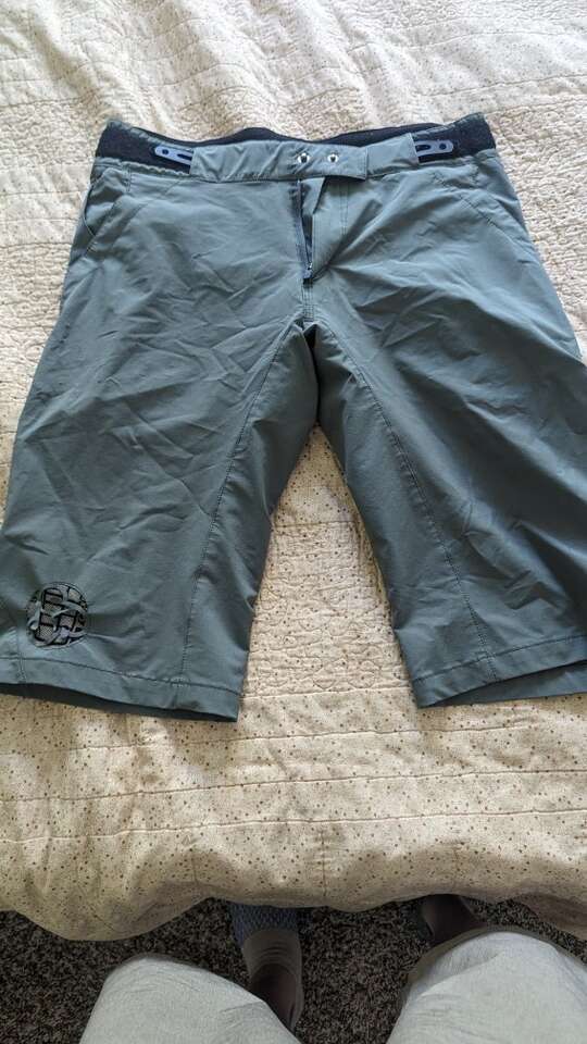 Sombrio biking shorts