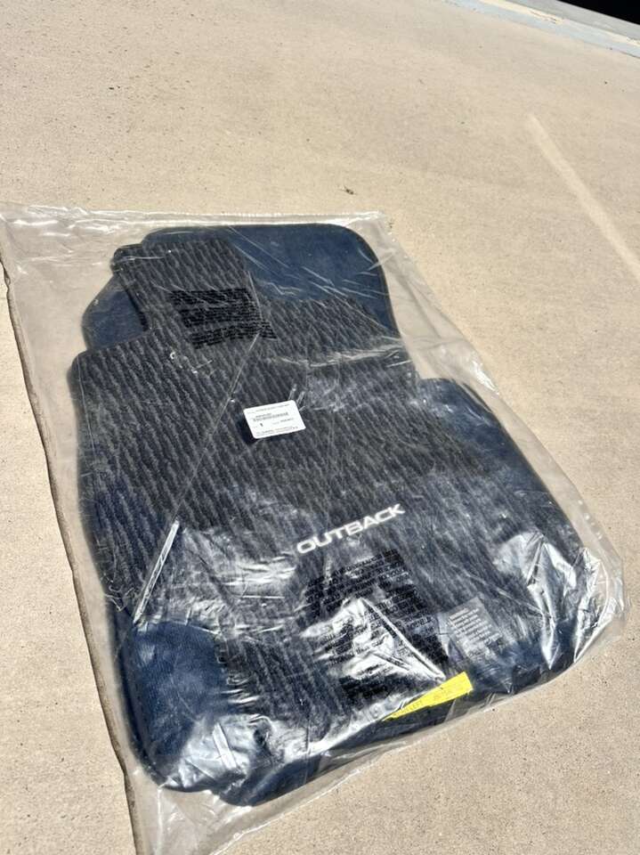 Subaru Outback Carpeted Floor Mats