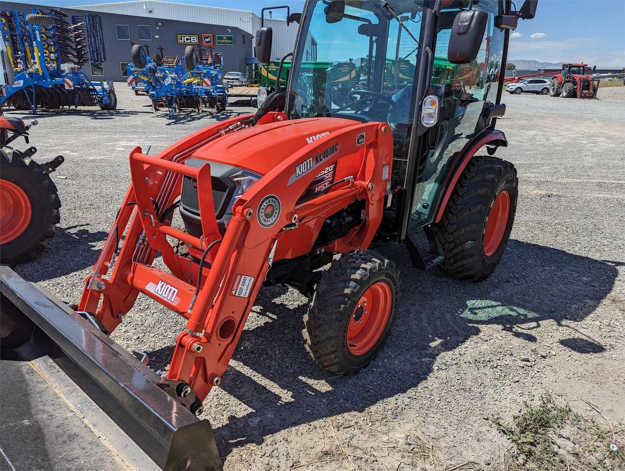 KIOTI CK3520SE Compact Tractor with Cab