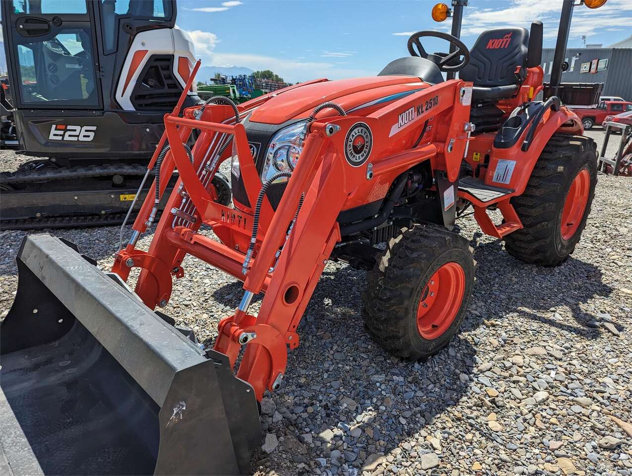 KIOTI CX2510HST Compact Tractor