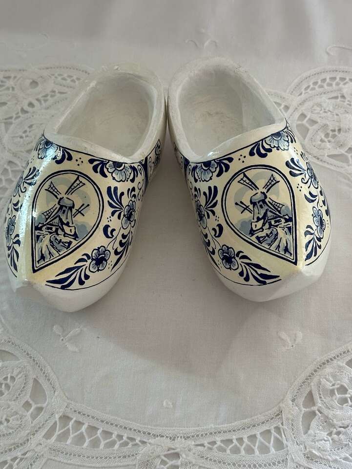 Blue Delft Wooden Dutch Shoes ~ (Hand Carved & Hand Painted From Holland)