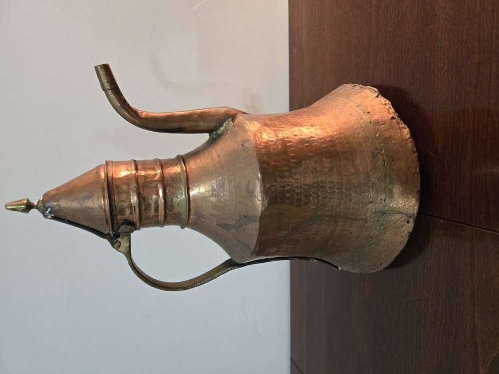 Hammered Copper Pot/Ewer with Lid