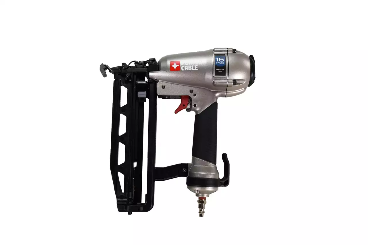 Porter Cable 16 gauge strait nailer with case FN250C