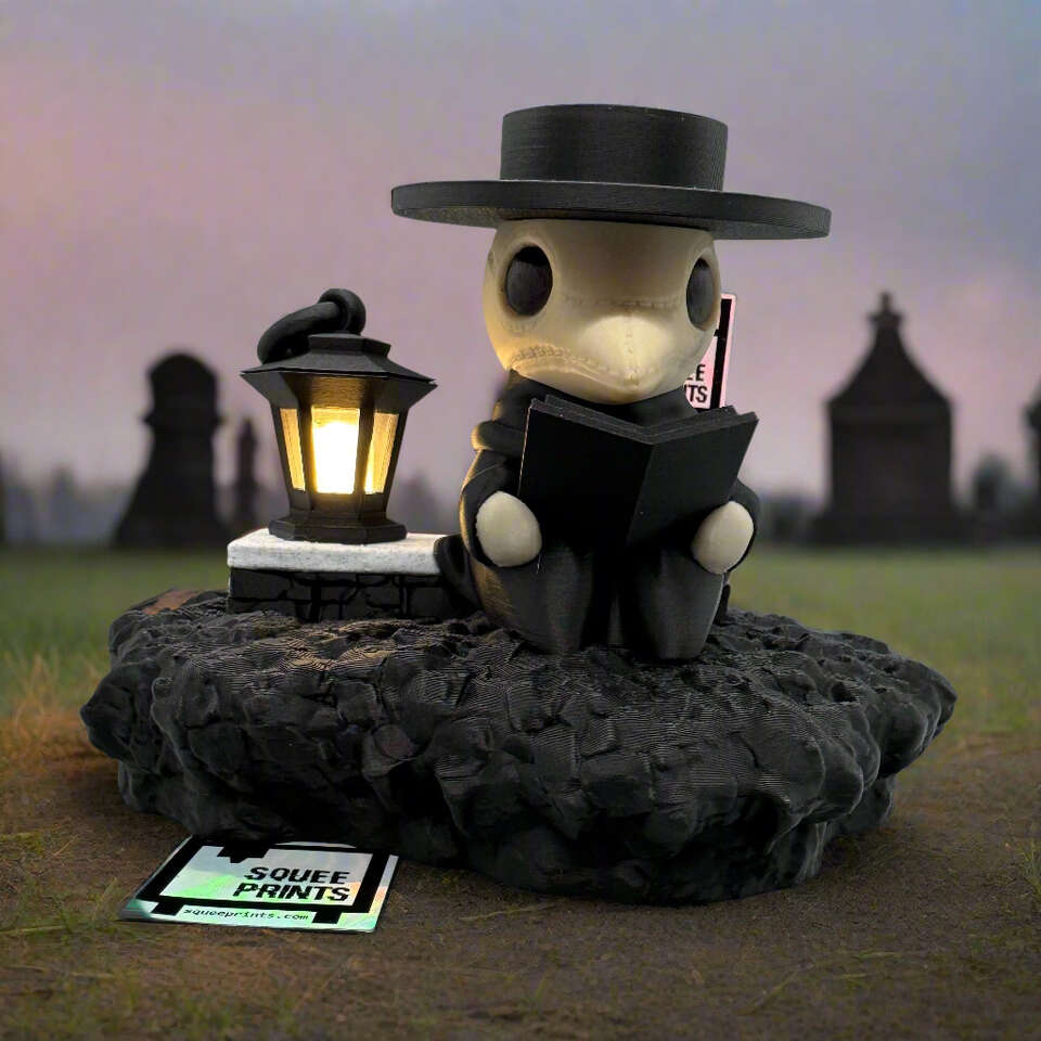 Plague Doctor | Night Light | Lamp | Customizable | 3D Printed