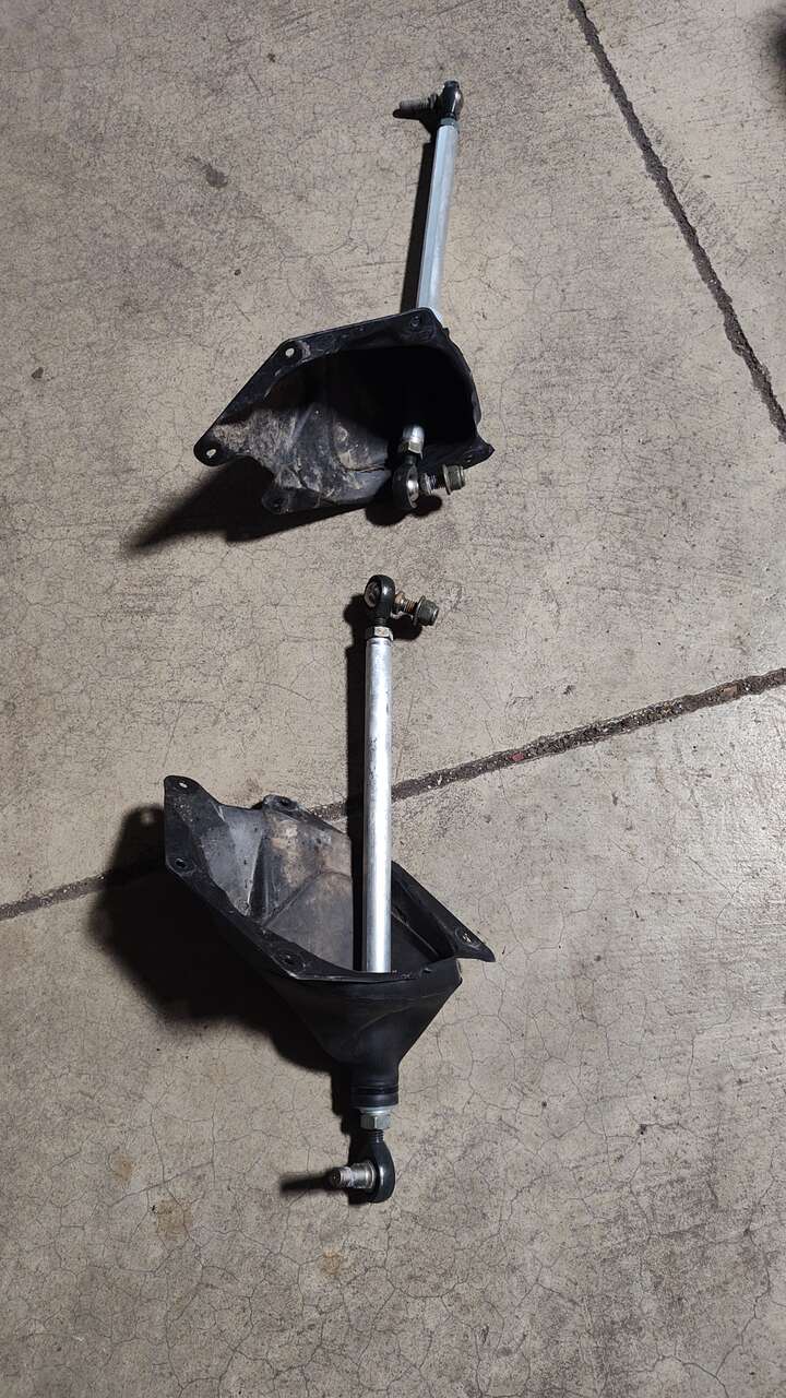 Polaris Pro tie rods