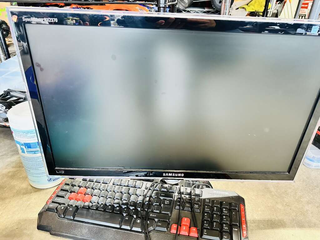 Samsung PX2370 LED Monitor