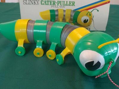 Slinky Original 1970's Cater-puller