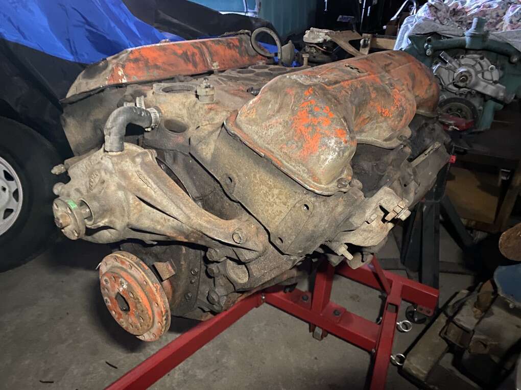 1958-1961 Chevrolet 348 Engine