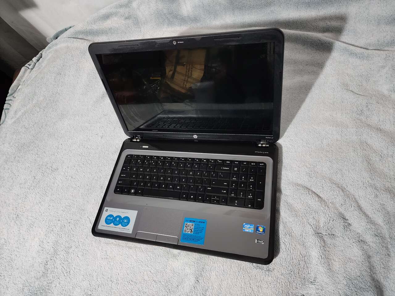 Laptop for parts - HP Pavilion G7-1310us 17"