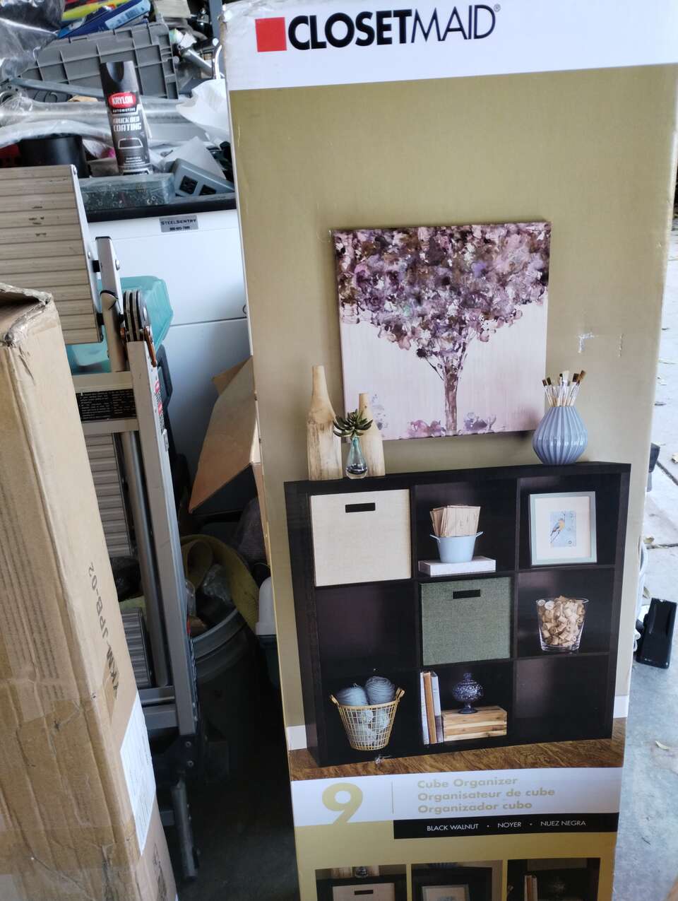 ClosetMaid 9 cub organizer 179 $ retial first100$ takes # 4110