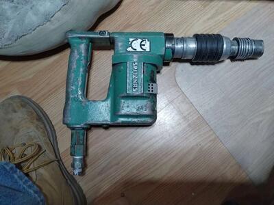 SPITNAS ROTARY HAMMER SELL OR TRADES OPEN TO OFFERS