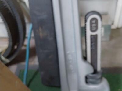 RIDGID 48 PIPE WRENCH