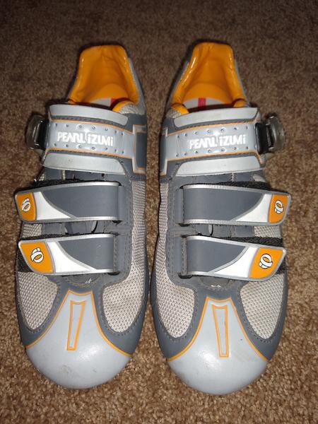 Pearl Izumi road biking shoes size EUR 39.5