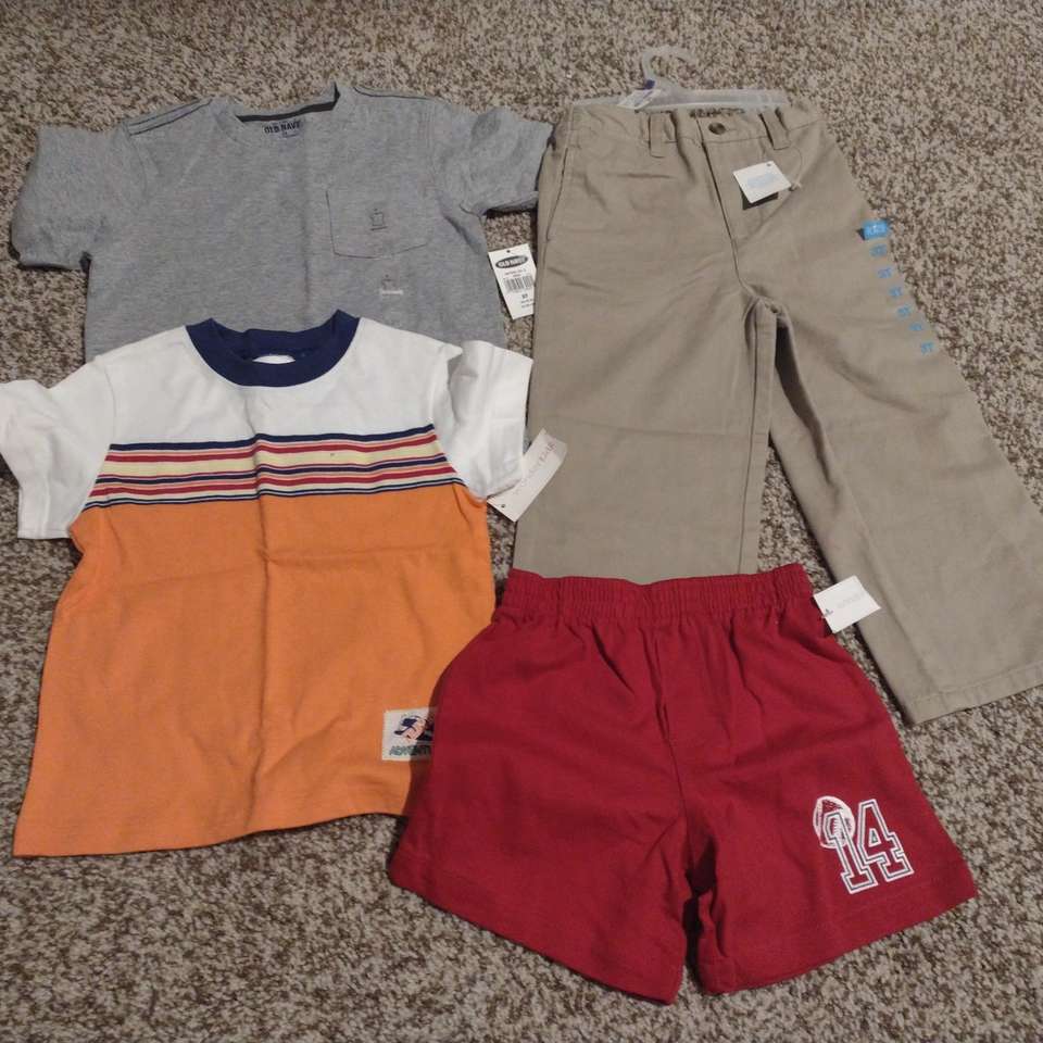 *Brand New size 3T boys clothing