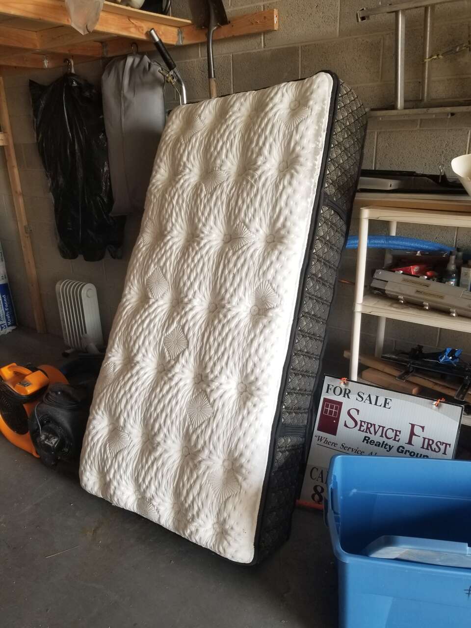 FULL SIZE MATTRESS Furniture