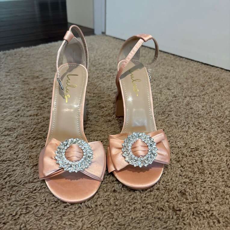 Lulus Dress Dance Shoes Size 6.5 NEW