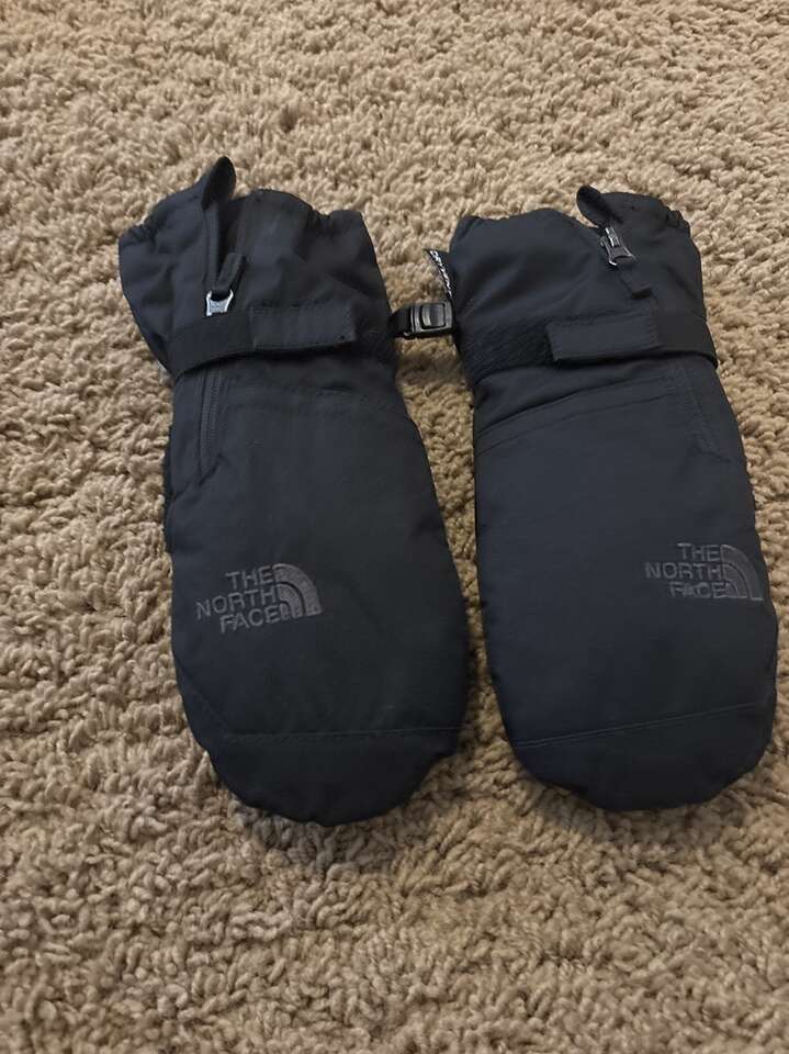 North Face Youth Size 6 Toddler Mittens