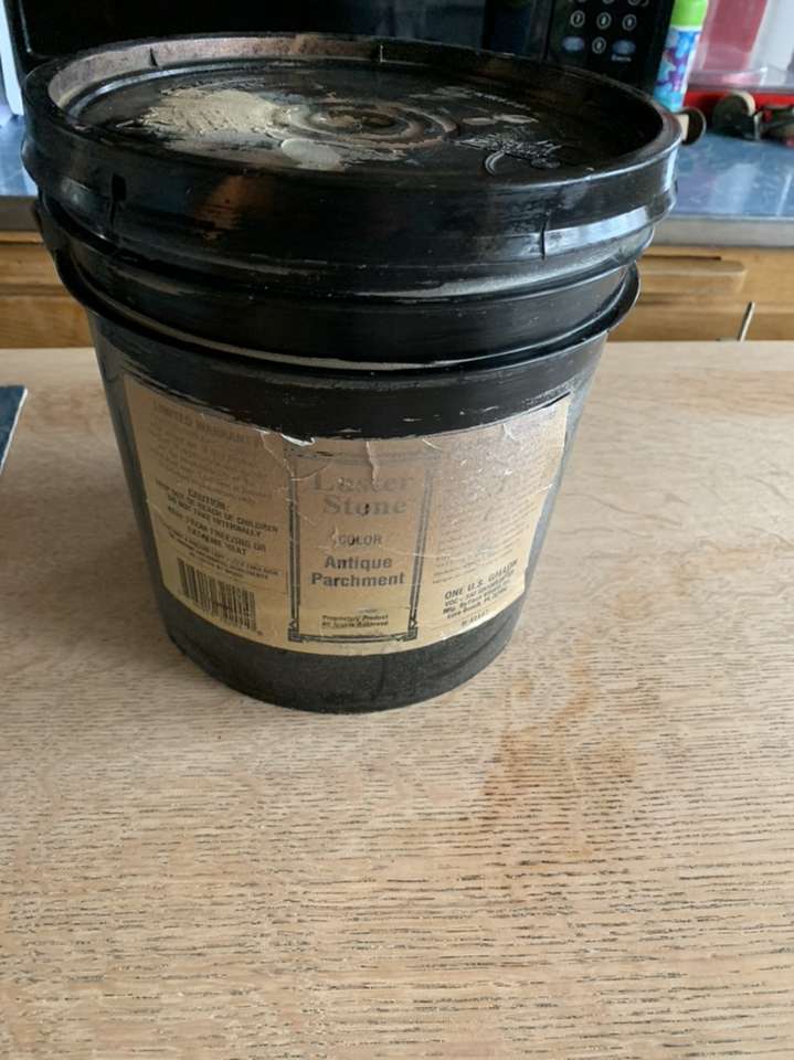 Luster Stone- 1gal In Color Of Antique Parchment