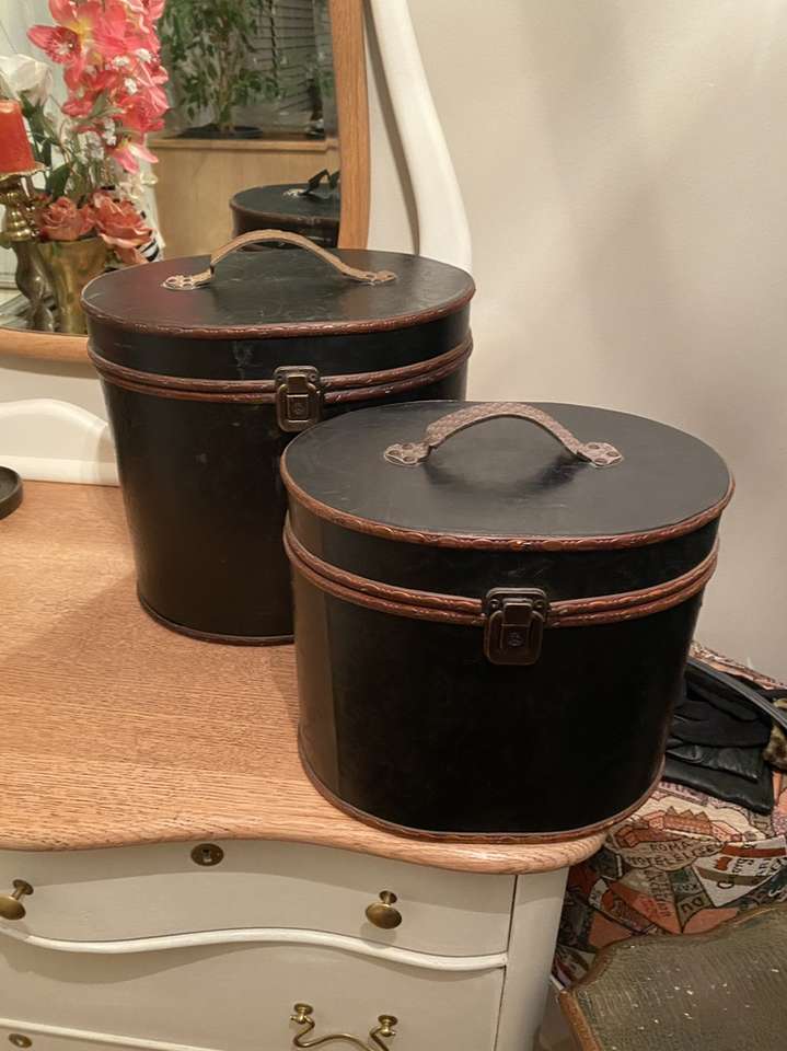 Pair of Oval Black Leather/Faux & Wood, Boxes 
