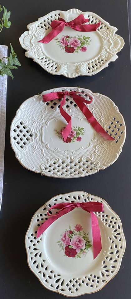 Victorian Rose Wall Plates, Set of 3