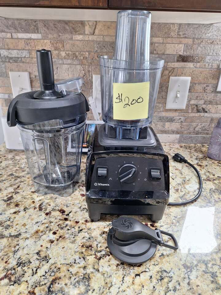 Refurbished: Vitamix E310 Explorian Blender Professional-Grade 48