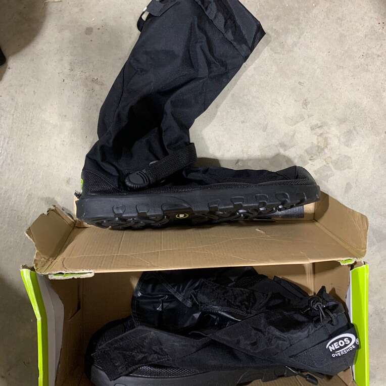 neos boot covers