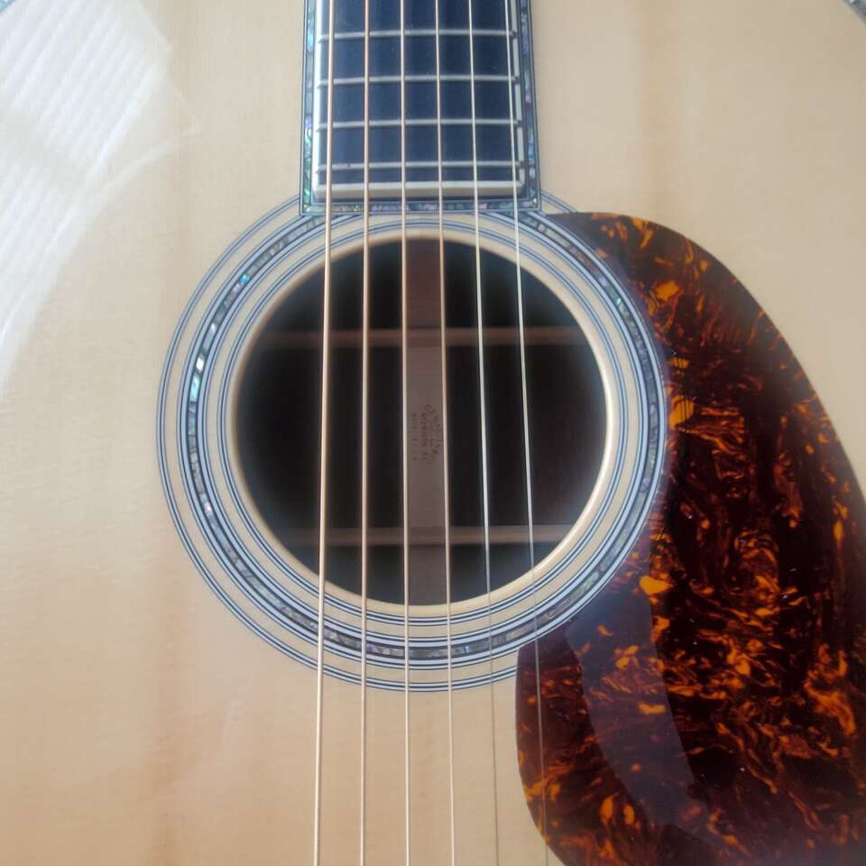 Martin D-42 (guitar)