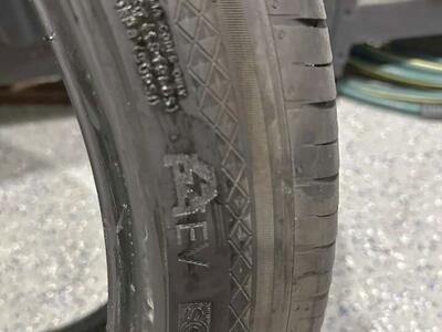 255/40r20 Hankook Ion Evo AS TIre 85% tread